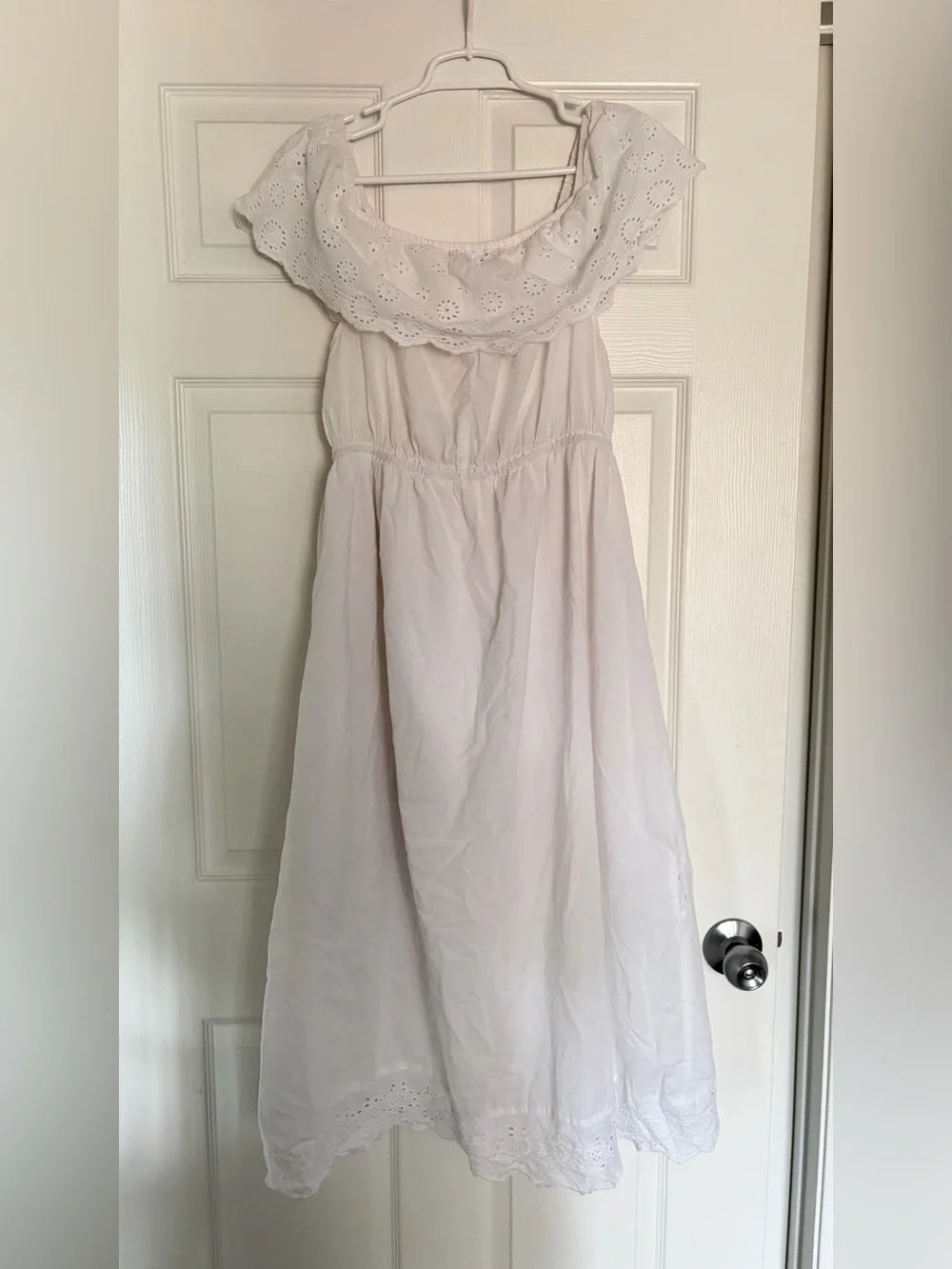 Eyelet Off-Shoulder White Cotton Midi Dress - Picture 3 of 4